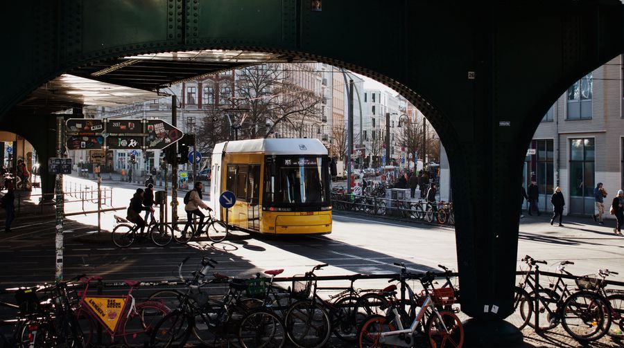 tranvia bicicletas berlin urbana 2 Tranvía y bicicletas en Berlín urbana