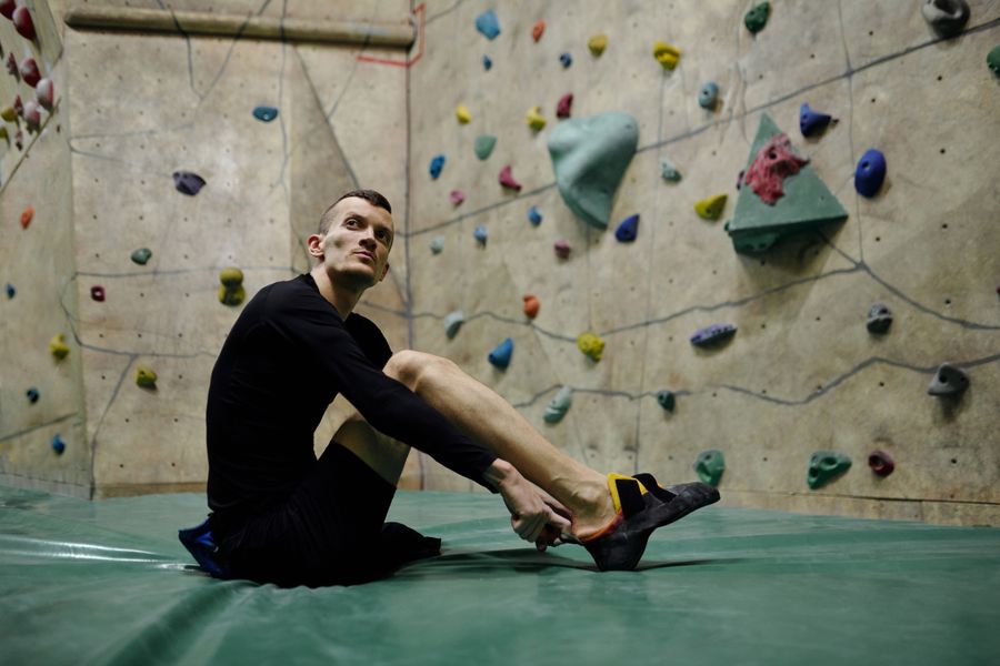 deportista amputacion escalada indoor 2 Deportista con amputación en escalada indoor