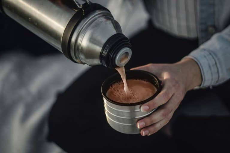 Termo para mate y café caliente